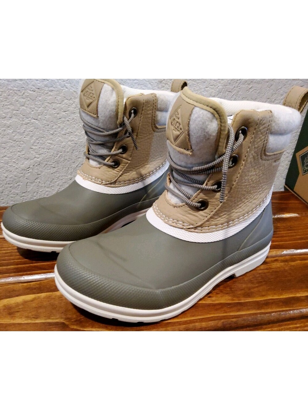 Muck Boots Originals Duck Lace Women’s 6 Waterproof Taupe/Walnut Rubber Rain - Picture 2 of 9